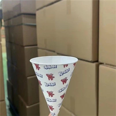 Conische papieren beker